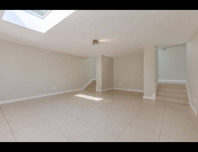 4 BEDROOM HOUSE FOR SALE IN FOURWAYS GARDENS